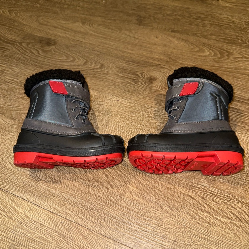 Cat & Jack Kids Snow Boots - Gray and Red